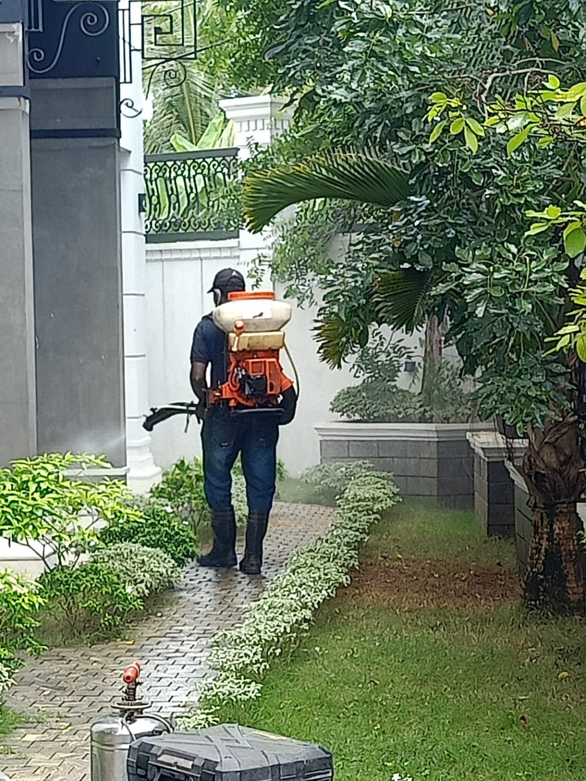 9053b063 F729 4467 878d 436762c13742